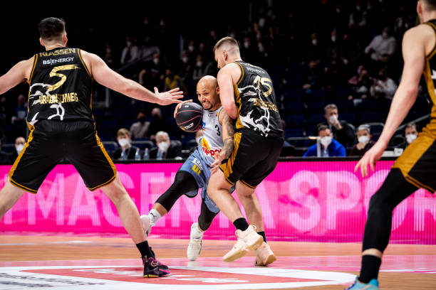 记精彩绝杀 记精彩绝杀