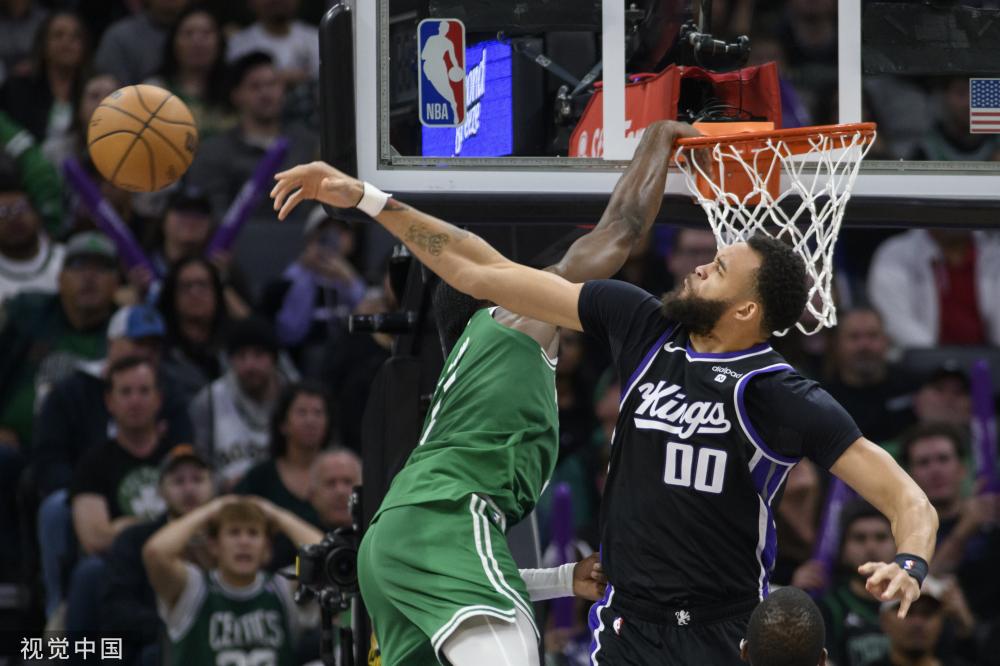 并在点球大 并在点球大